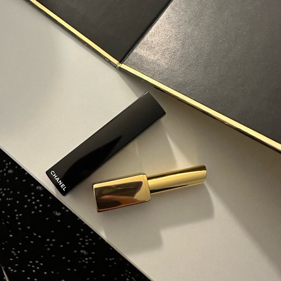 CHANEL ROUGE ALLURE L’EXTRAIT shade 868 - Picture 3 of 6